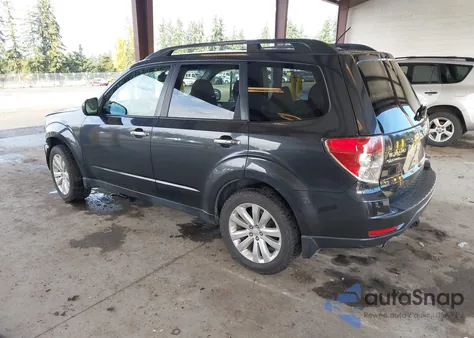 2013 Subaru Forester 2.5X Limited из США, поврежденный, VIN JF2SHAFC4DH410110